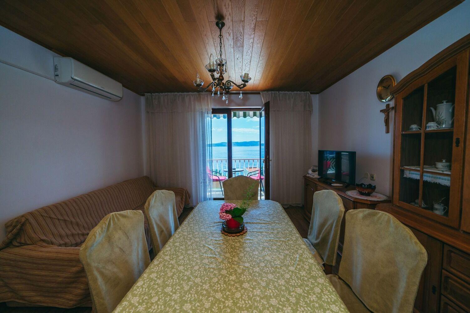 Apartments Lovre - Close To The Sea Brela Exterior foto